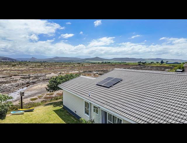 3 BEDROOM HOUSE FOR SALE IN RIVERSIDE